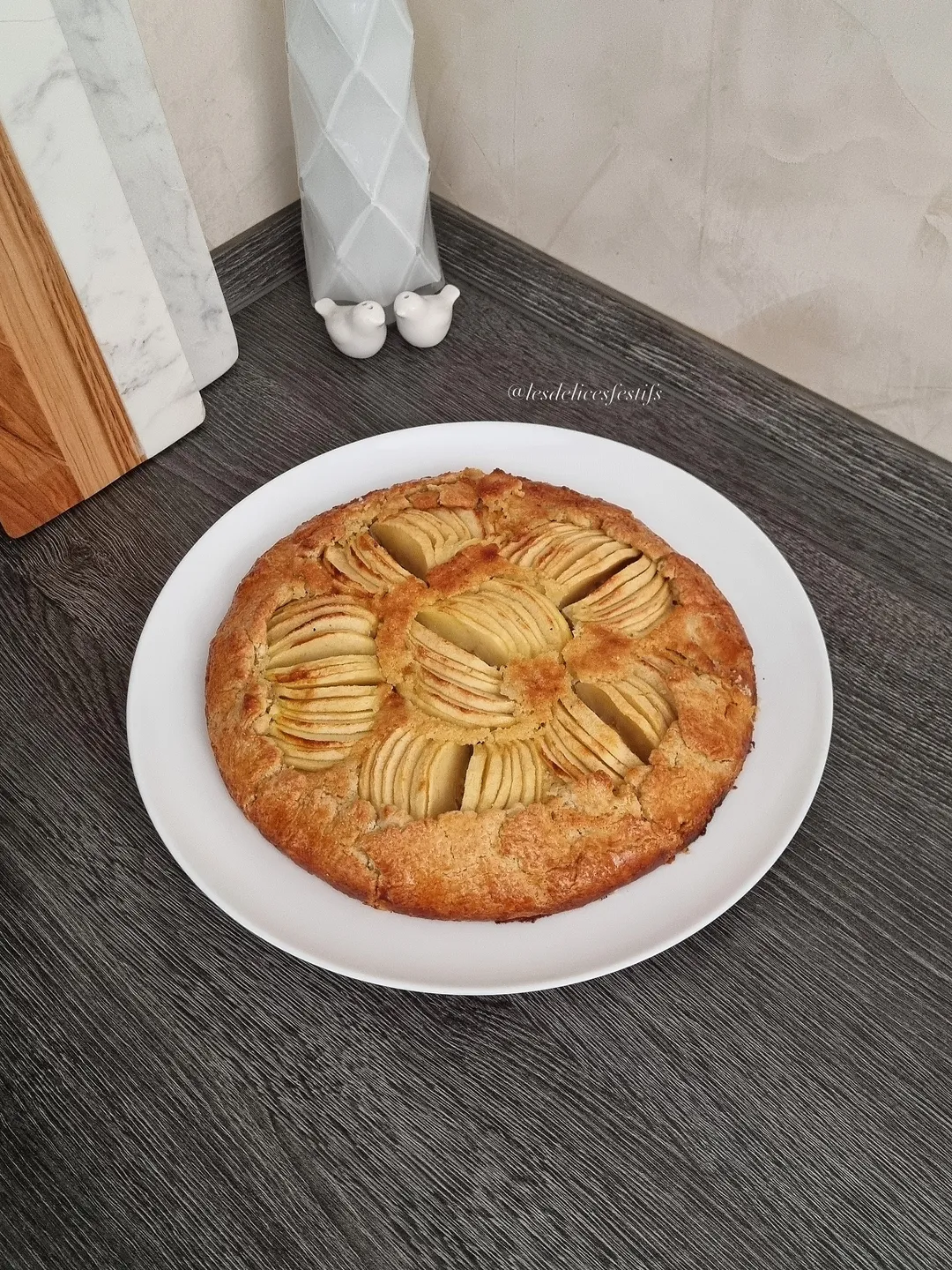 Publication Instagram : 🍎✨ Tarte rustique aux pommes